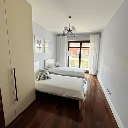 Apartment Premium Apartament 150 M2 Jelitkowo *